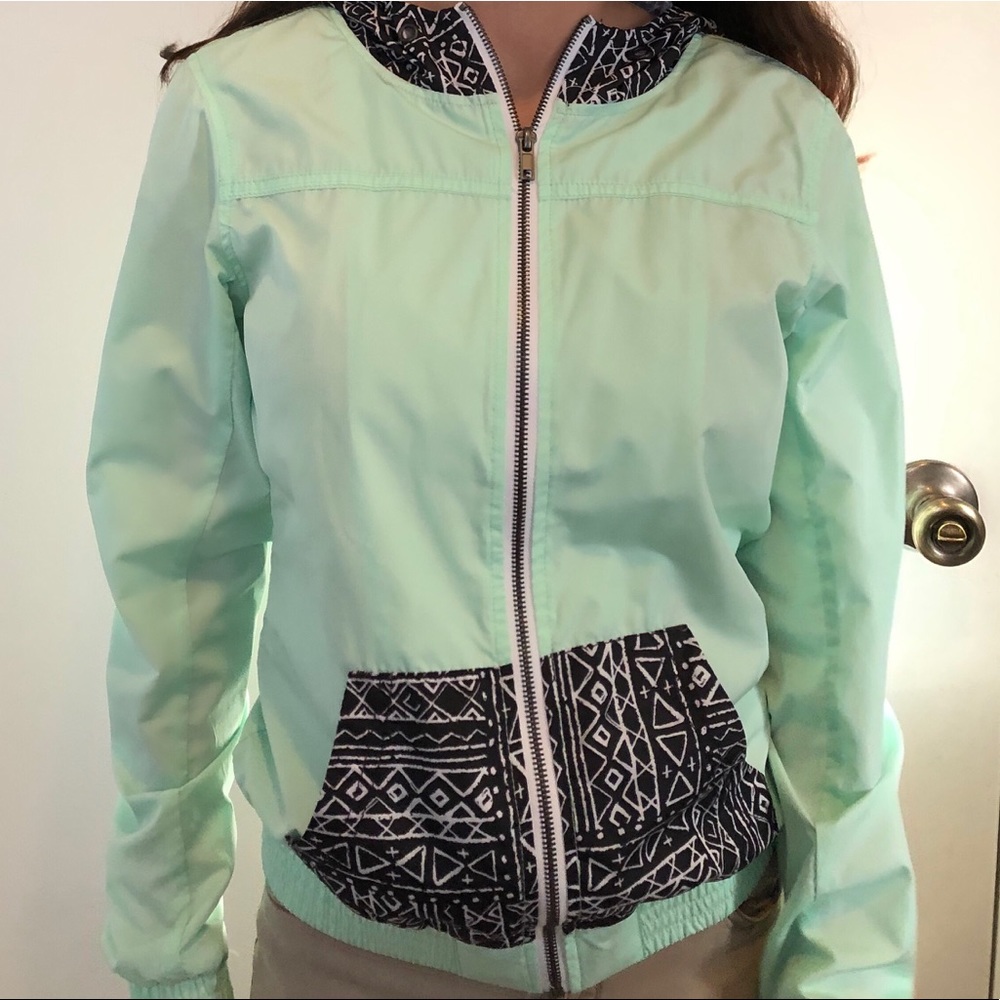 Mint Designed Windbreaker